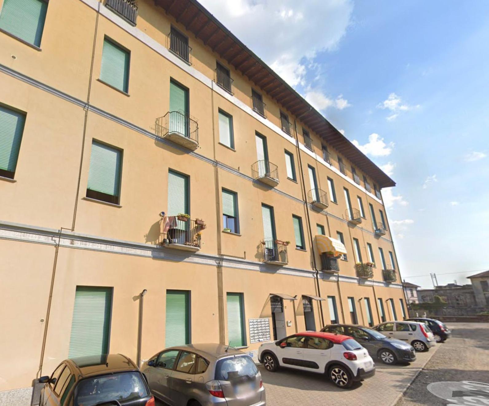 Ferienwohnung 10' Da Malpensa & 1' Dalla Stazione TreniShuttle Somma Lombardo Exterior foto
